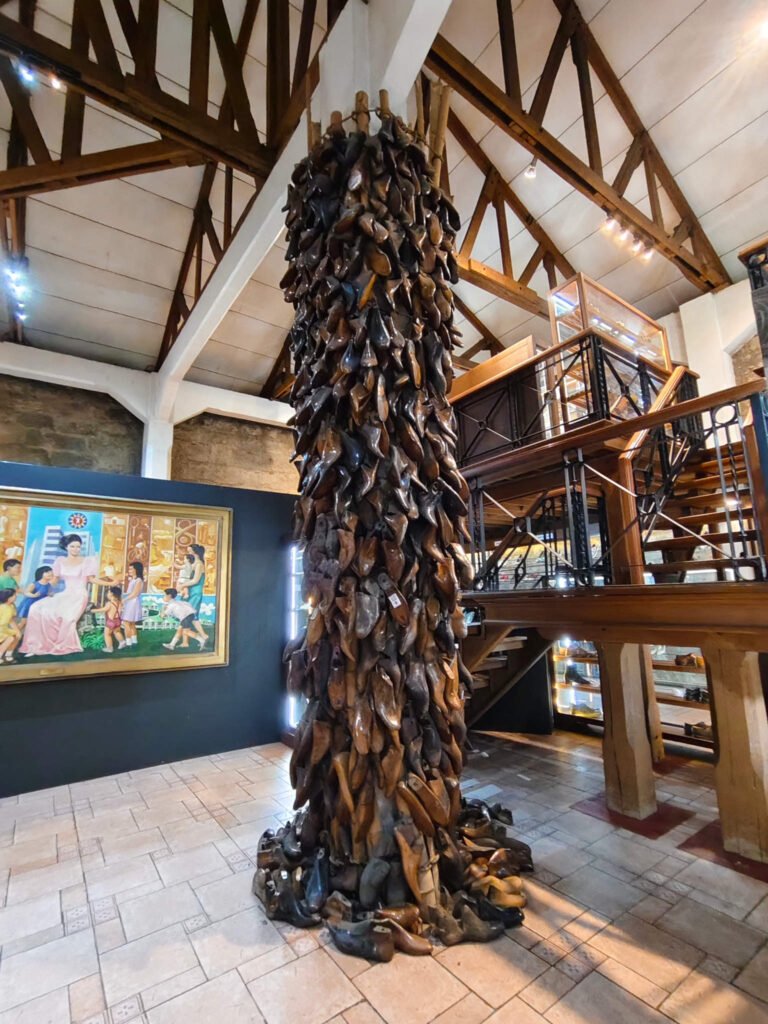 10 museum shoe tree